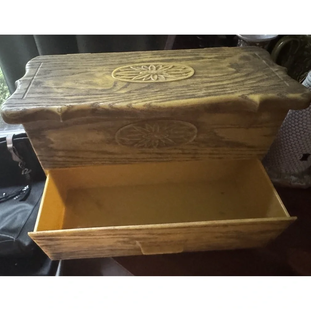 Vintage 1970s Harvest Gold Faux Wood‎ Recipe Box Sunflower Plastic Storage Chest